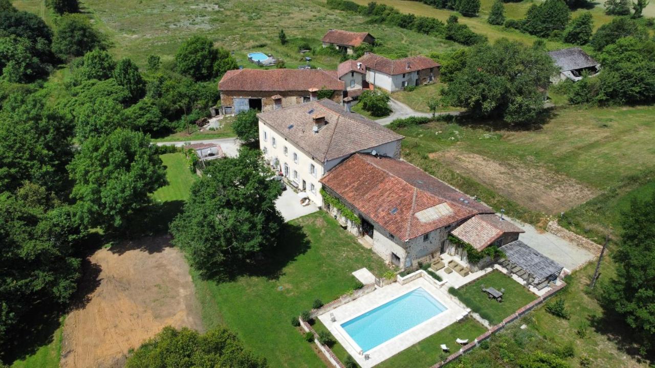 Les Picardies Lesterps 외부 사진